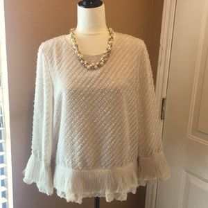 NWT Gorgeous Max Studio Specialty Products cream blouse size large